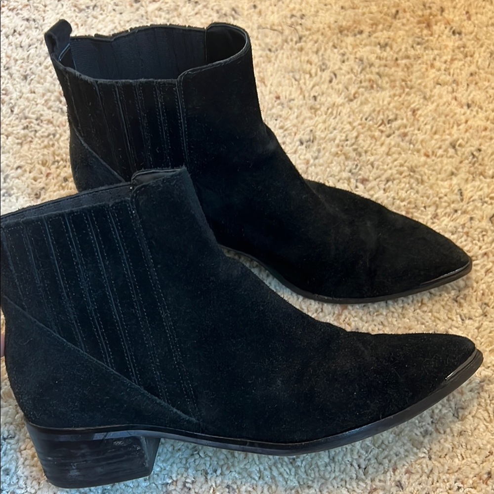 Chic Black Suede Ankle Boots